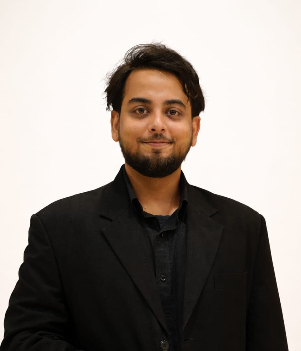 Aestekher Mostaque Raz, Co Founder